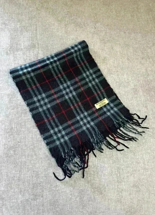 Écharpe Burberry bleu marine, brand: Burberry, condition: Very good, €50.00, €53.20 includes Buyer Protection Pro