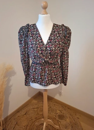 Blouse chic cache-coeur fleurie Cache Cache taille M 38, marke: Cache Cache, zustand: Sehr gut, größe: M / 38 / 10, 6,50 €, 7,53 € beinhaltet Vinted-Käuferschutz Pro