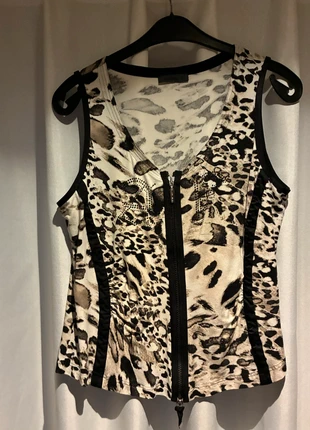 Topje, merk: Airfield, staat: Heel goed, maat: XL / 42 / 14, € 5,00, € 5,95 inclusief Kopersbescherming