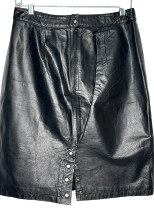 80’s GIII Black Leather Pencil Skirt w/ Snap Slit Closing Back medium, brand: Vintage, condition: Good, size: L / UK 16-18, £64.23, £68.14 includes Buyer Protection