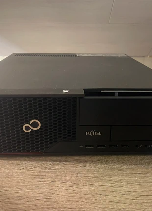 Desktop pc, marque: Fujitsu, état: Bon état, 20,00 €, 21,70 € Protection acheteurs incluse