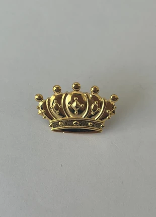 Pin’s couronne, marque: sans marque, état: Très bon état, 5,00 €, 5,95 € Protection acheteurs incluse