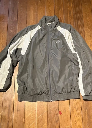 Veste grise KAPPA, marque: Kappa, état: Très bon état, taille: L, 20,00 €, 21,70 € Protection acheteurs incluse
