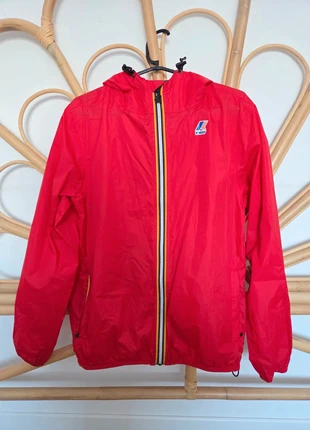 K-Way rouge S, marque: K-Way, état: Neuf sans étiquette, taille: S, 40,00 €, 42,70 € Protection acheteurs incluse