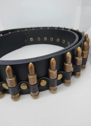 Ceinture punk rock noire balles bronze bullet belt 110 cm, marque: ROCK PUNK METAL, état: Très bon état, taille: 110 cm, 15,00 €, 16,45 € Protection acheteurs (Pro) incluse
