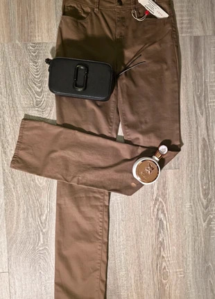 Pantalon Esprit Homme – Marron – T.32 – Style Moderne & Confort Premium, merk: Esprit, staat: Nieuw met prijskaartje, maat: XS, € 20,00, € 21,70 inclusief Kopersbescherming