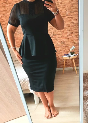 Robe chic noire dentelle Taille 44, marke: Shein, zustand: Neu, größe: XXL / 44 / 16, 20,00 €, 21,70 € beinhaltet Vinted-Käuferschutz Pro