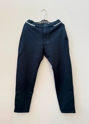 Zara donkerblauwe jongensbroek – maat 152 – elastische tailleband, marca: Zara, estado: Muito bom, tamanho: 12 anos / 152 cm, €8.00, €9.10 inclui Proteção do Comprador