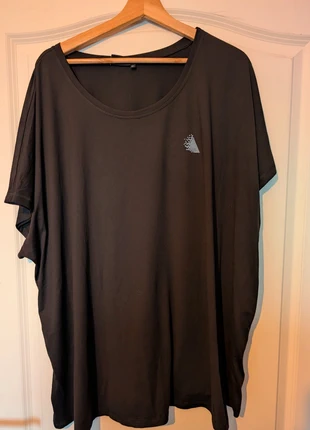 Sportshirt, merk: Zizzi, staat: Goed, maat: XL / 42 / 14, € 4,00, € 4,90 inclusief Kopersbescherming