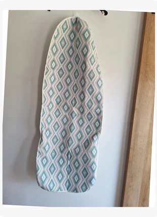 Housse de planche à repasser motif géométrique, état: Très bon état, 4,00 €, 4,90 € Protection acheteurs (Pro) incluse