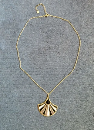 Magnifique collier avec pendentif reine dorée femme _ jamais porté, marque: Silver, état: Très bon état, 12,95 €, 14,30 € Protection acheteurs incluse