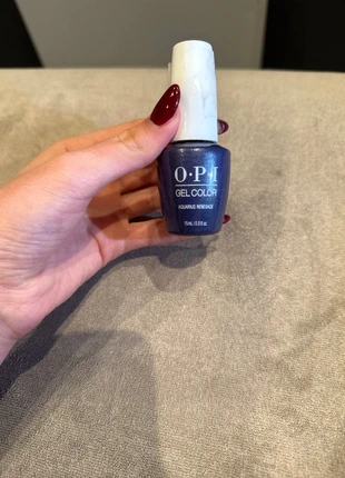 Vernis semi permanent aquarius renegade, marque: OPI, état: Neuf avec étiquette, 5,00 €, 5,95 € Protection acheteurs incluse