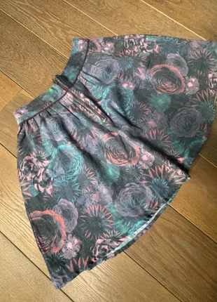 Jupe Fleurie Élégante et originale - Taille 36 - Marque Mais il est ou le soleil, merk: Mais il est où le soleil ?, staat: Heel goed, maat: S / 36 / 8, € 6,00, € 7,00 inclusief Kopersbescherming