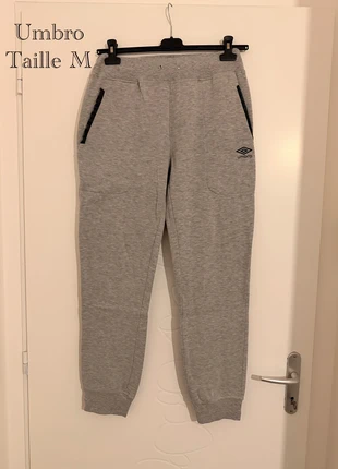 Jogging umbro gris chiné taille M, marke: Umbro, zustand: Sehr gut, größe: M, 10,00 €, 11,20 € inklusive Vinted-Käuferschutz