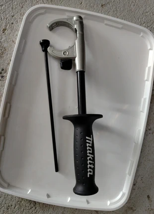 Poignée Makita, brand: Makita, condizioni: Nuovo senza cartellino, €5.00, €5.95 include la Protezione acquisti