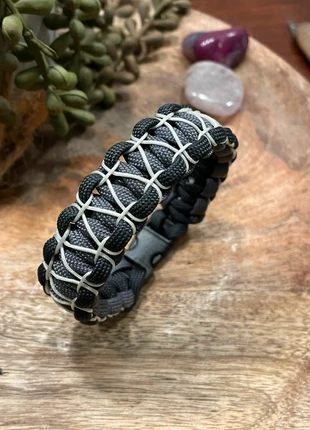 Armband, staat: Nieuw zonder prijskaartje, € 6,00, € 7,00 inclusief Kopersbescherming