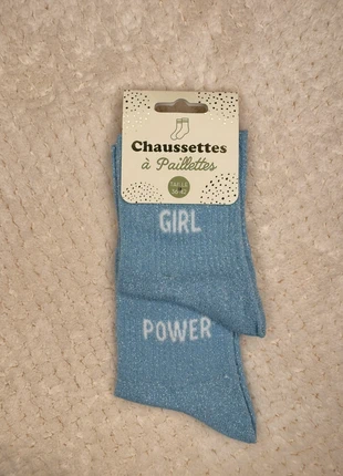 Chaussettes a paillettes girl power bleu clair taille 36-42 femme humour, marke: chaussettes à paillettes, zustand: Sehr gut, größe: Einheitsgröße, 5,00 €, 5,95 € beinhaltet Vinted-Käuferschutz Pro