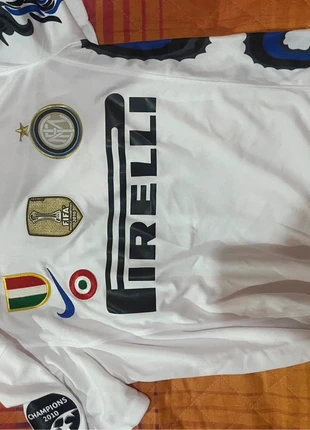Maglietta Inter triplete Zanetti Replica, brand: Nike, condizioni: Ottime, taglia: S, €55.00, €58.45 include la Protezione acquisti
