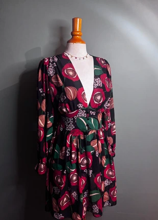 👗🖤 Petite robe à motifs, brand: New Collection, condition: New without tags, size: M / 38 / 10, €14.00, €15.40 includes Buyer Protection