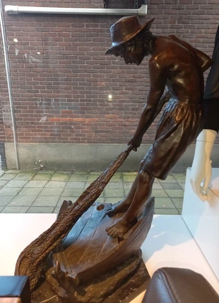 Bronzen beeld +- 75kilo, marque: Cinque, état: Très bon état, 2 500,00 €, 2 550,00 € Protection acheteurs incluse