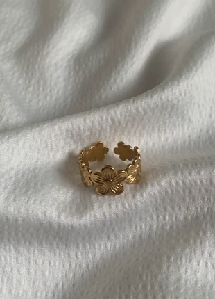 Bague notbranded Daisy, brand: notbranded, condition: Very good, size: Adjustable, €10.00, €11.20 includes Buyer Protection