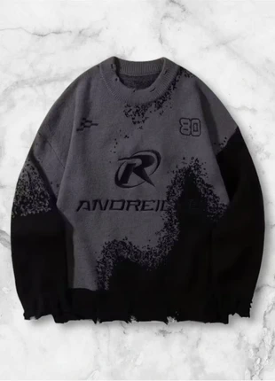 Pull gris et noir, détails imprimés + bas destroy, style streetwear vintage Y2K, taille M, brand: y2k, condition: Very good, size: M, €40.00, €42.70 includes Buyer Protection Pro