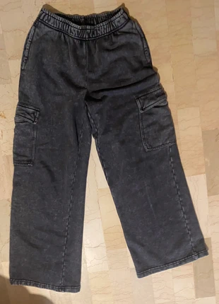 Pantaloni jogger cargo grigio scuro effetto washed, marque: UTOPIA, état: Neuf sans étiquette, taille: XS / 34 / 6, 13,50 €, 14,88 € Protection acheteurs incluse