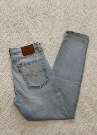 Jean Levi’s lot 510 homme bleu clair effet destroy léger skinny taille W31 40/42 M/L L32 big E, brand: Levi's, condizioni: Buone, taglia: IT 40 | W31, €21.50, €23.28 include la Protezione acquisti
