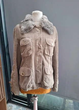 Chic Urbain 🔥 Manteau Trussardi Sport en Velours Côtelé, brand: Trussardi, condition: New without tags, size: M, €52.00, €55.30 includes Buyer Protection