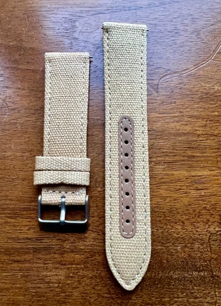 Bracelet de montre vintage en tissu beige sable 22mm neuf, brand: vintage strap, condizioni: Nuovo senza cartellino, taglia: Taglia unica, €14.95, €16.40 include la Protezione acquisti Pro