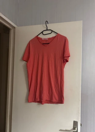 Jolie t shirt basic corail 100% coton kiabi, marque: Kiabi, état: Très bon état, taille: M / 38 / 10, 2,00 €, 2,80 € Protection acheteurs incluse