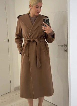 Zapa brow coat, marque: ZAPA, état: Très bon état, taille: M / 38 / 10, 235,00 €, 247,45 € Protection acheteurs incluse