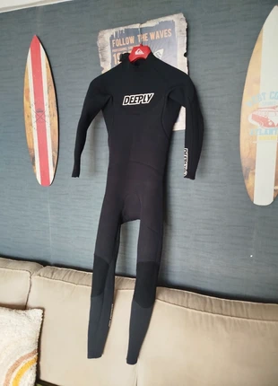 Combinaison de surf "Deeply" 4/3mm 16 ans - XXS homme, merk: DEEPLY, staat: Heel goed, € 55,00, € 58,45 inclusief Kopersbescherming