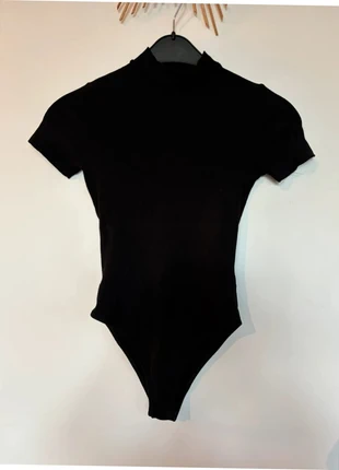 Body noir manche courte Jennyfer / Taille XS, merk: Jennyfer, staat: Heel goed, maat: XS / 34 / 6, € 5,00, € 5,95 inclusief Kopersbescherming