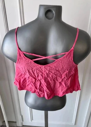 Jolie top court, marque: Bershka, état: Très bon état, taille: M / 38 / 10, 3,00 €, 3,85 € Protection acheteurs incluse