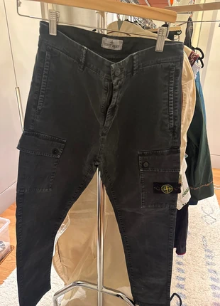 pantalon stone island 12 ans garçon, marque: Stone Island, état: Très bon état, taille: 12 ans / 152 cm, 60,00 €, 63,70 € Protection acheteurs incluse