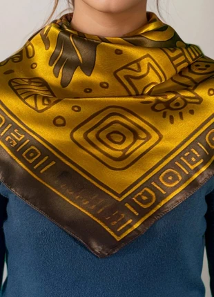 Foulard Carré 88 cm – Kib’, Le Vautour – Maya Tzolk’in, brand: AKASABiarritz, condition: New without tags, €49.90, €53.10 includes Buyer Protection Pro