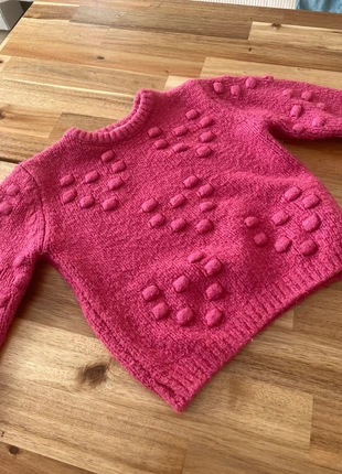 Pull fille primark, merk: Primark, staat: Heel goed, maat: 24-36 maanden / 92 cm, € 1,50, € 2,28 inclusief Kopersbescherming