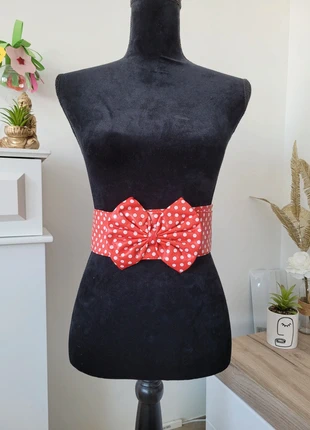 Jolie ceinture esprit pin-up / rétro /vintage, brand: PIN-UP, condition: Very good, size: 110 cm, €8.00, €9.10 includes Buyer Protection