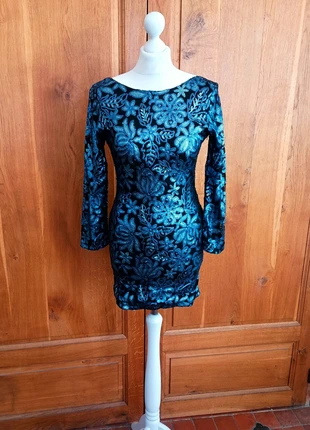 Magical blue sequined mini party dress by Club L, size 38 (UK 10), marque: Club L, état: Neuf sans étiquette, taille: M / 38 / 10, 30,00 €, 32,20 € Protection acheteurs incluse