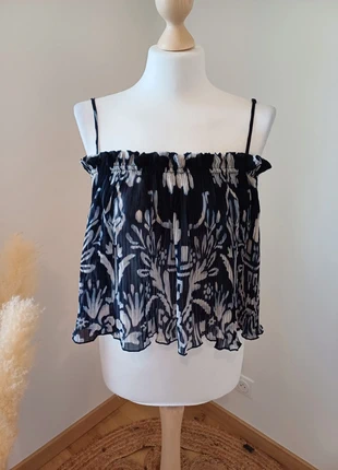 Top court neuf transparent H&M taille S 36, brand: H&M, condizioni: Nuovo con cartellino, taglia: S / IT 40 / EU 36, €8.00, €9.10 include la Protezione acquisti Pro