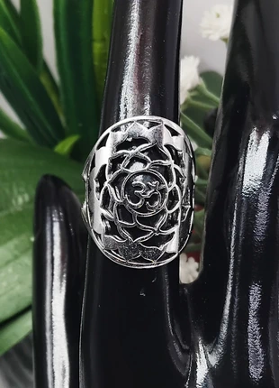 Bague acier inoxydable argenté fleur de lotus & Om – bijou spirituel, brand: Boutique Île de Beauté, condizioni: Nuovo senza cartellino, taglia: Regolabile, €3.95, €4.85 include la Protezione acquisti Pro