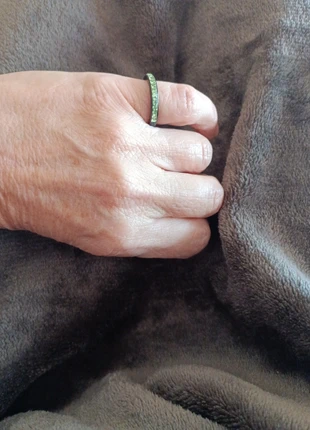 Fedina con cristalli Swarovski Brosway size12 verde e nero, marke: Brosway, zustand: Sehr gut, größe: 45.6 mm / 14.5 mm Ø, 5,00 €, 5,95 € inklusive Vinted-Käuferschutz