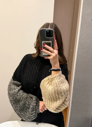 Camisola tricolor de malha | Mangas largas | Cropped e Oversize, marque: Stradivarius, état: Neuf sans étiquette, taille: S / 36 / 8, 4,00 €, 4,90 € Protection acheteurs incluse