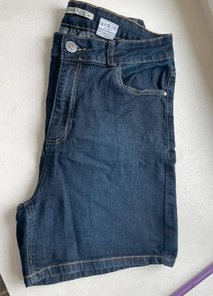 Short en jean pour femme, brand: Ligne à Suivre, condition: Very good, size: XL / 42 / 14, €6.00, €7.00 includes Buyer Protection