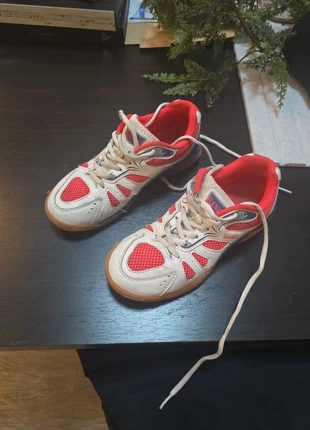 Basket banco, merk: banco, staat: Heel goed, maat: 37, € 10,00, € 11,20 inclusief Kopersbescherming