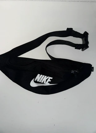 Nike heuptas, merk: Nike, staat: Heel goed, € 5,00, € 5,95 inclusief Kopersbescherming