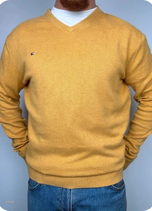 Pull col V Tommy Hilfiger taille M, brand: Tommy Hilfiger, condizioni: Ottime, taglia: M, €24.00, €25.90 include la Protezione acquisti