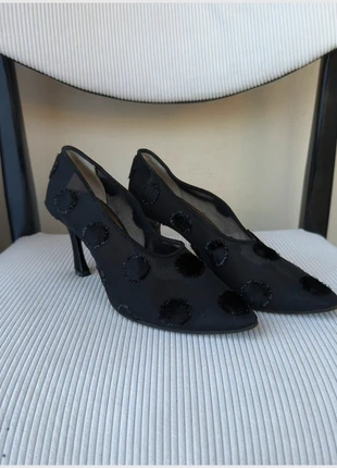 Escarpins Yves Saint Laurent noirs 37 Très bon état, brand: Yves Saint Laurent, condizioni: Ottime, taglia: 37, €178.00, €187.60 include la Protezione acquisti