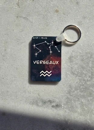 Porte-clés "Signe du Verseau Cosmique", merk: Fait Main, staat: Nieuw zonder prijskaartje, € 5,00, € 5,95 inclusief Kopersbescherming Pro